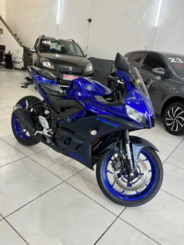 Yamaha r3 321 cc novíssima