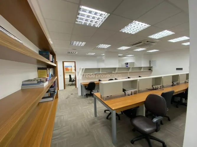 Conjunto comercial para locação em Sousas, Campinas, com 140m²