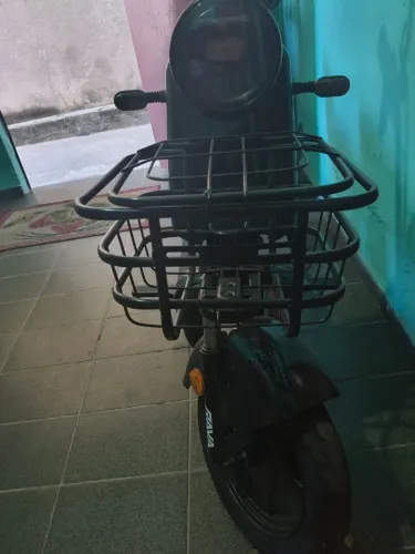 Vende bicicleta elétrica nova .não chegou a ser usada .interessados entrar em contato