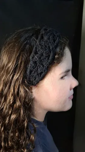 Faixa de cabelo/tiara de crochê - Aceito encomendas em outras cores