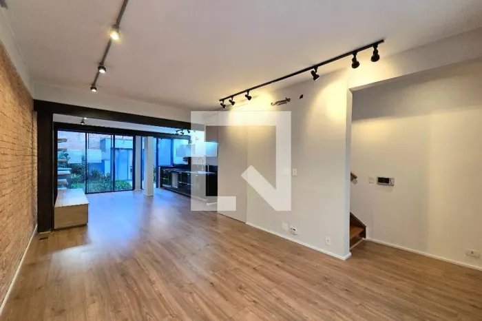 Casa à Venda - Vila Olímpia, 2 Quartos, 160 m2