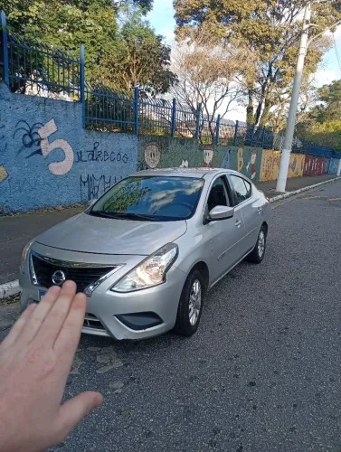 Nissan Versa SL 1.6 16V Flexstart 4P Mec. 2016