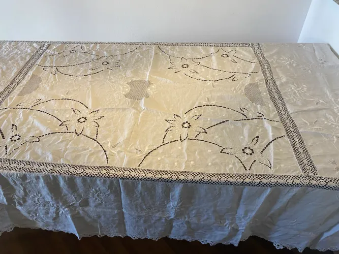 Toalha mesa 2x1 renda artesanal