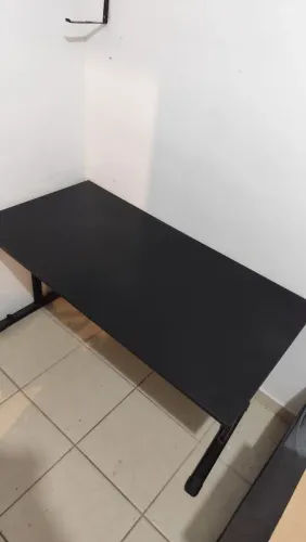 Mesa de Escritório 140cm X 70cm 