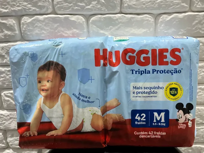 Fralda Huggies tamanho M