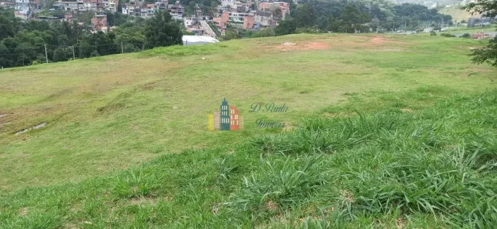 Terreno em Condomínio à venda em Santana de Parnaíba-SP - Chácara Jaguari - 150m² de área.