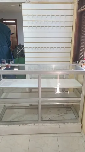 Vitrine balcão e painel