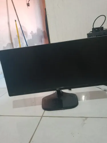 Vendo monitor ultrawide 25 polegadas Lg