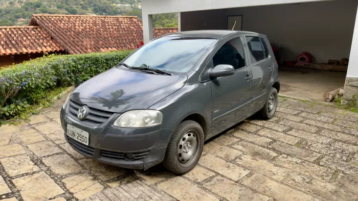 Volkswagen Fox 1.0 MI Total Flex 8V 5P 2010