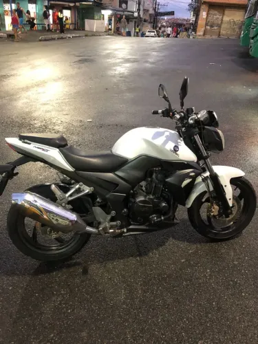 Dafra 250