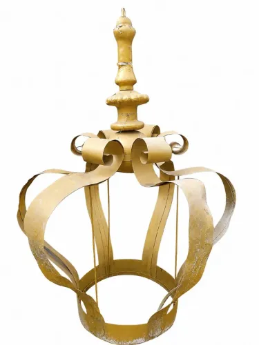 Coroa decorativa metálica