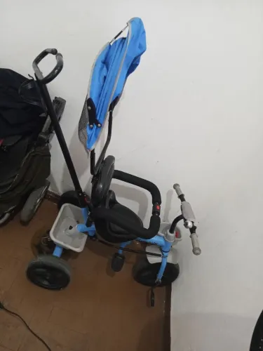 Triciclo infantil ( aceito troca)