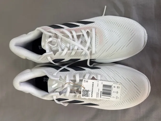 Tênis adidas supernova
