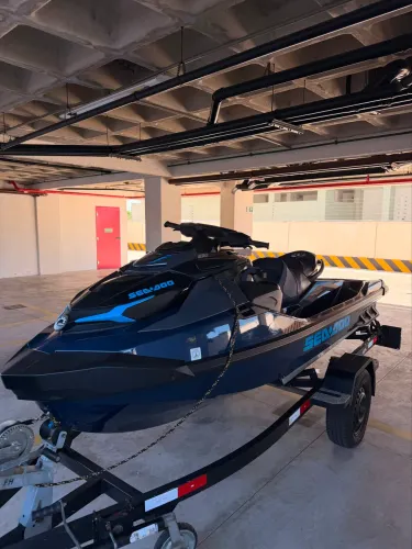 JET SKI SEADOO 230 