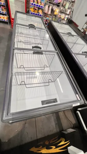 Freezer/Balcão Polar EIC -300 Light Semi-novo (220V)