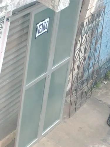 Porta de Alumínio com Vidro