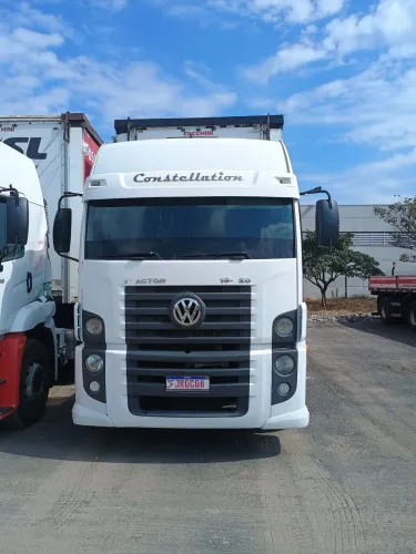 VW 19.320 2011 TOP R$ 170.000,00
