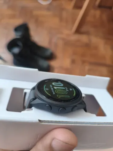 Garmin 165 music