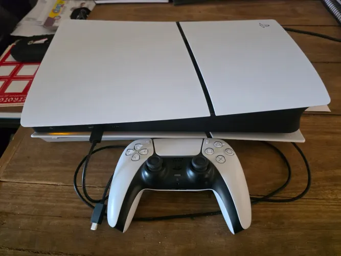Console Sony Playstation 5 Slim Disk + Controle Sem Fio <br>Slim Disk + Controle Sem<br>Fio