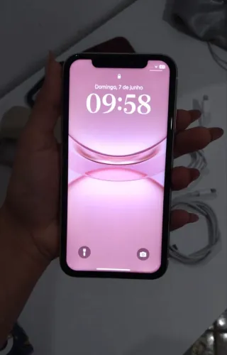 IPHONE 11 BRANCO 64gb + acessórios