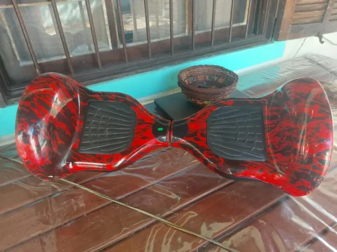 Hoverboard 10 polegadas Modelo - Off Road com Bluetooth e Led Cor - Vermelho Fogo
