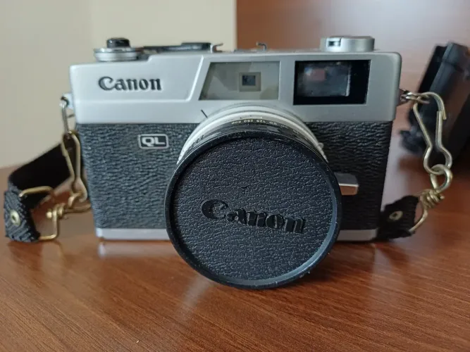 Máquina fotográfica Canonet