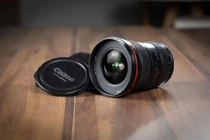 Lente Canon EF 16-35mm 2.8L II