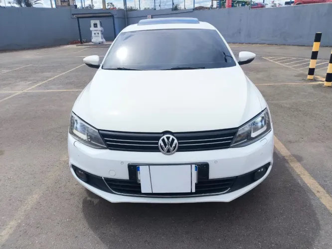 Volkswagen Jetta Highline 2.0 TSI 16V 4P Tiptronic 2013