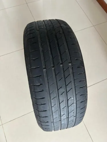 Pneu GoodYear 205/50R17 89V Eagle Touring VW Polo