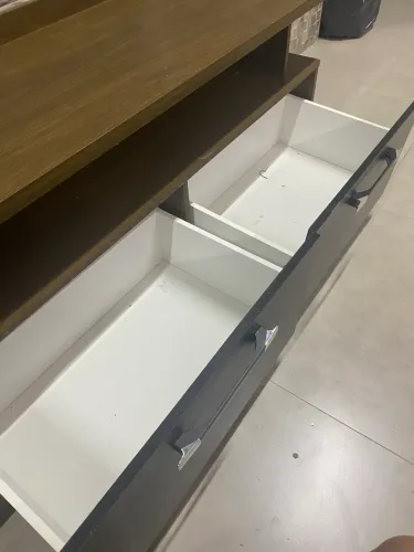 Rack e painel para televisão