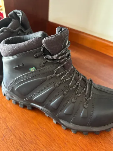 Bota Macboot Uirapuru Tam 42 - CA 33490 (Trabalho e Trilha)