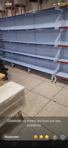 Gôndolas No Metro