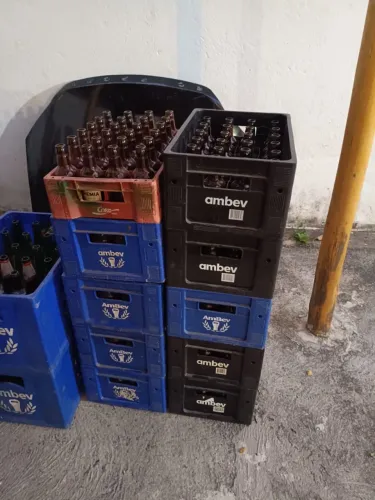 Vende se caixa de litrinho 350 ml