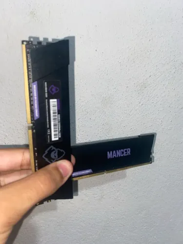 memória ram 2x8 ddr4