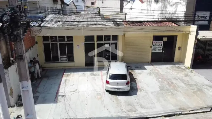 Imóvel comercial para locação em Belém-PA: Espaço moderno com várias salas, banheiros e 15