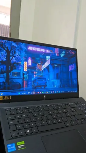 Vendo Acer Nitro V15 RTX 4050 - 1,5TB - 16GB DE RAM.