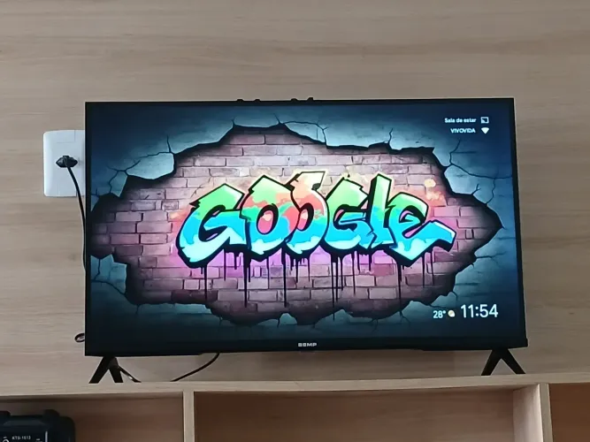 Smart TV Semp 32? Google TV LED HD 32S42 Wi-Fi Bluetooth - 6 Meses de Uso