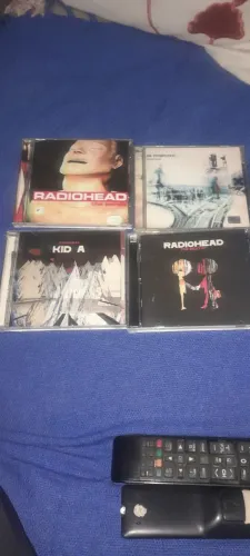 Kit cds radiohead.