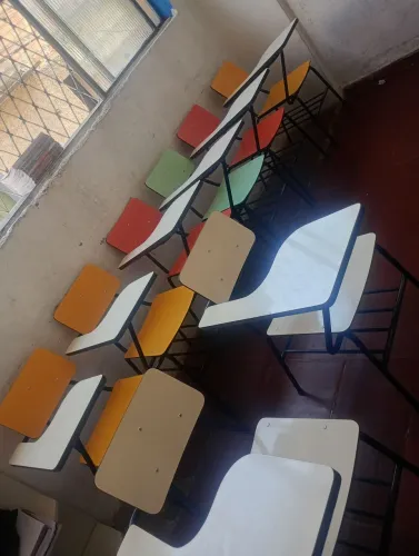 Cadeiras Escolares
