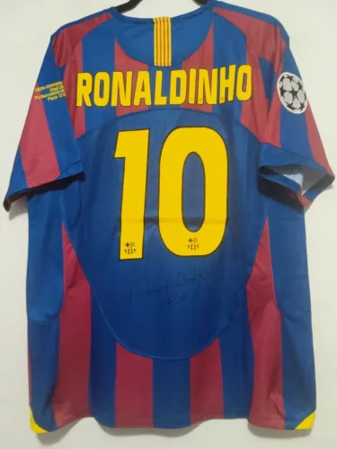 Camisa Barcelona Final Champions 05 / 06 #10 Ronaldinho Autografada Certificada