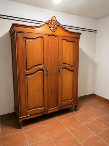 Guarda roupas vintage