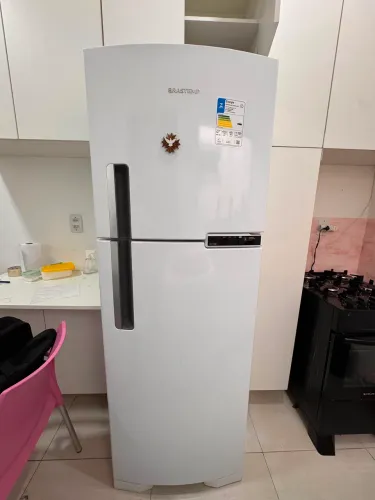 Vende-se geladeira, fogão e máquina de lavar