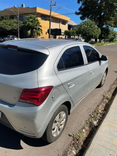 Chevrolet Onix Hatch LT 1.0 8V Flex Mec. 4P 2018