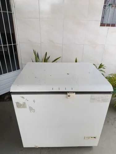 Freezer usada