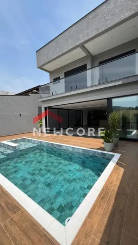 Casa de condomínio em Alameda das Jussaras - Condomínio Portal da Serra - Bragança Paulist