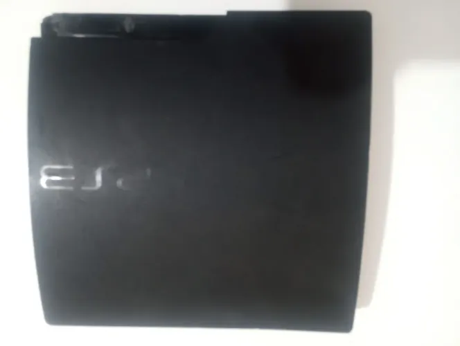 CONSOLE PS3 FAT NO ESTADO C/ DEFEITO APENAS P/ RETIRAR PEÇAS 