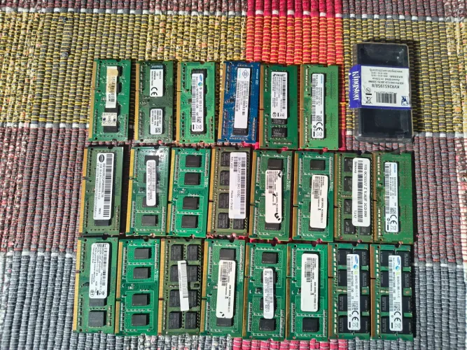 Lote de memórias para notebook