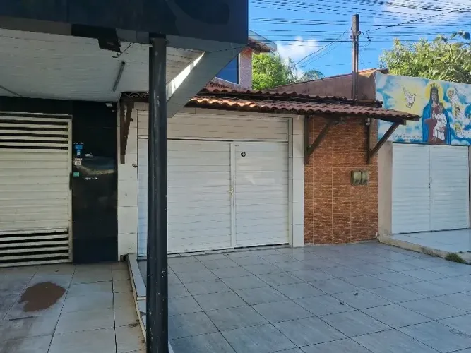 ALUGA-SE KITNET - PRÓXIMO AO SHOPPING MANGABEIRA