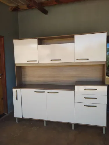 Armário de cozinha semi-novo (não entrego)
