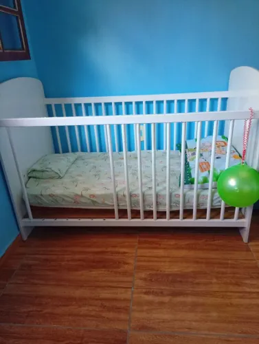 Berço de bebê.
